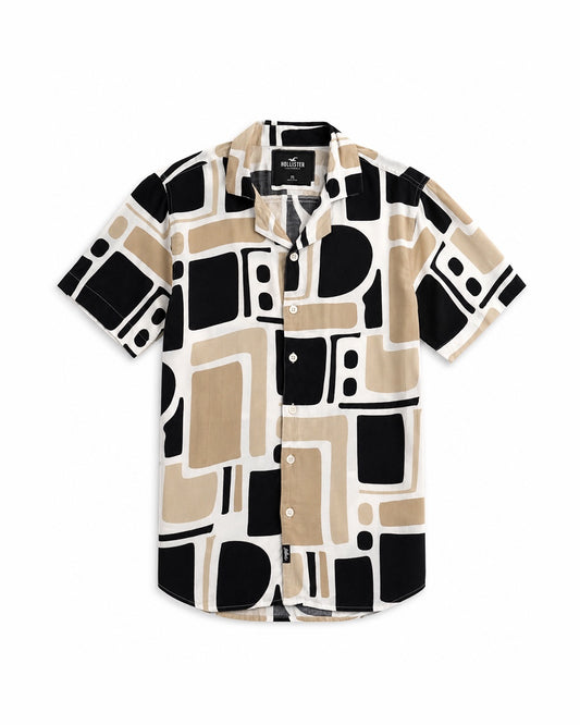 Hollister short sleeve button up shirt